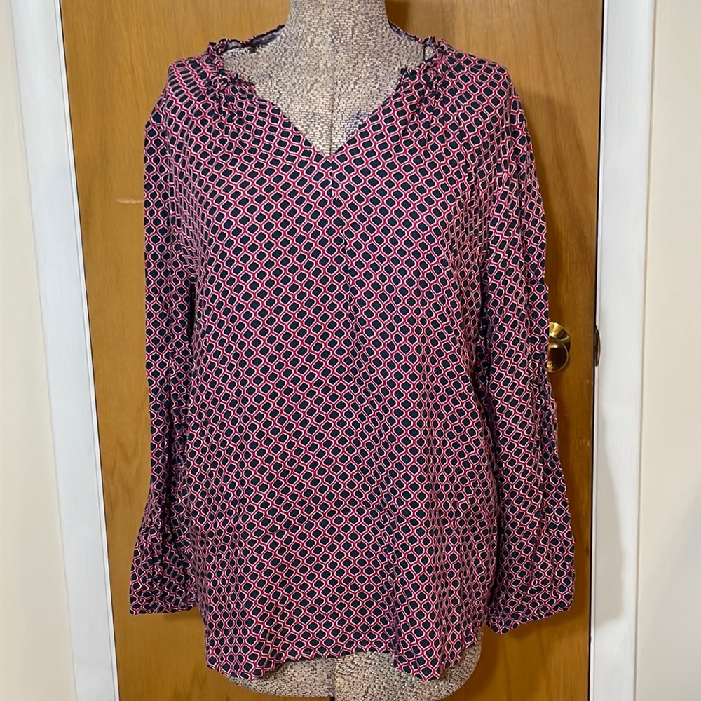 Basic Editions Womens XL Long Sleeve Blouse Pink and Navy Blue Pattern